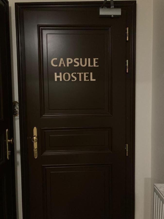 Capsule Hostel Zizkov Tower ปราก ภายนอก รูปภาพ