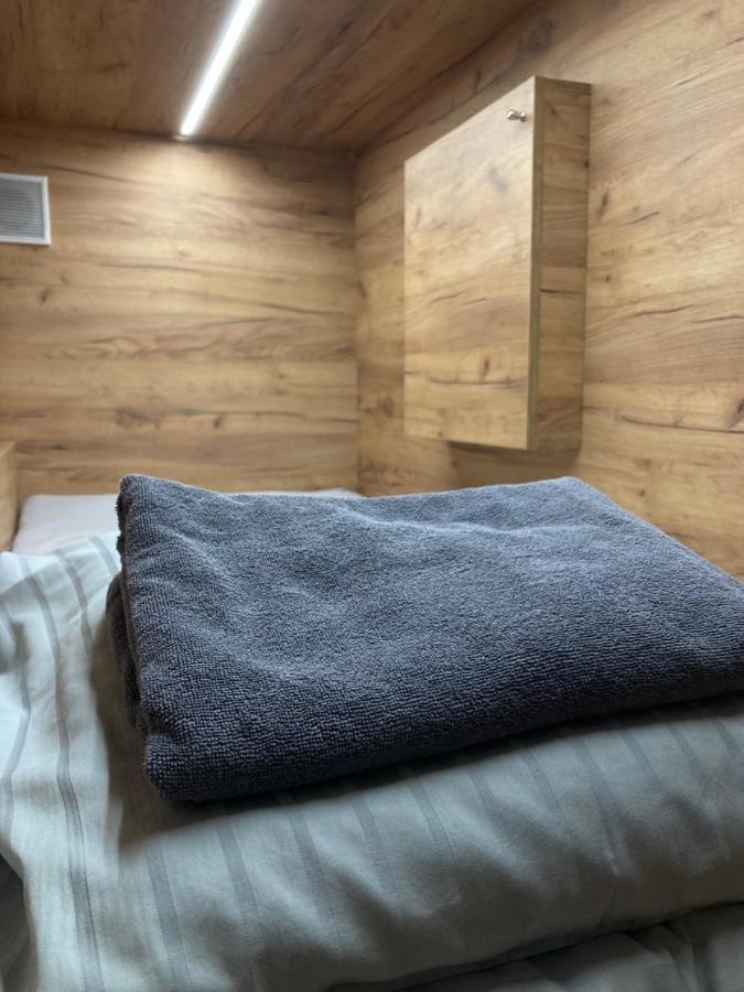 Capsule Hostel Zizkov Tower ปราก ภายนอก รูปภาพ